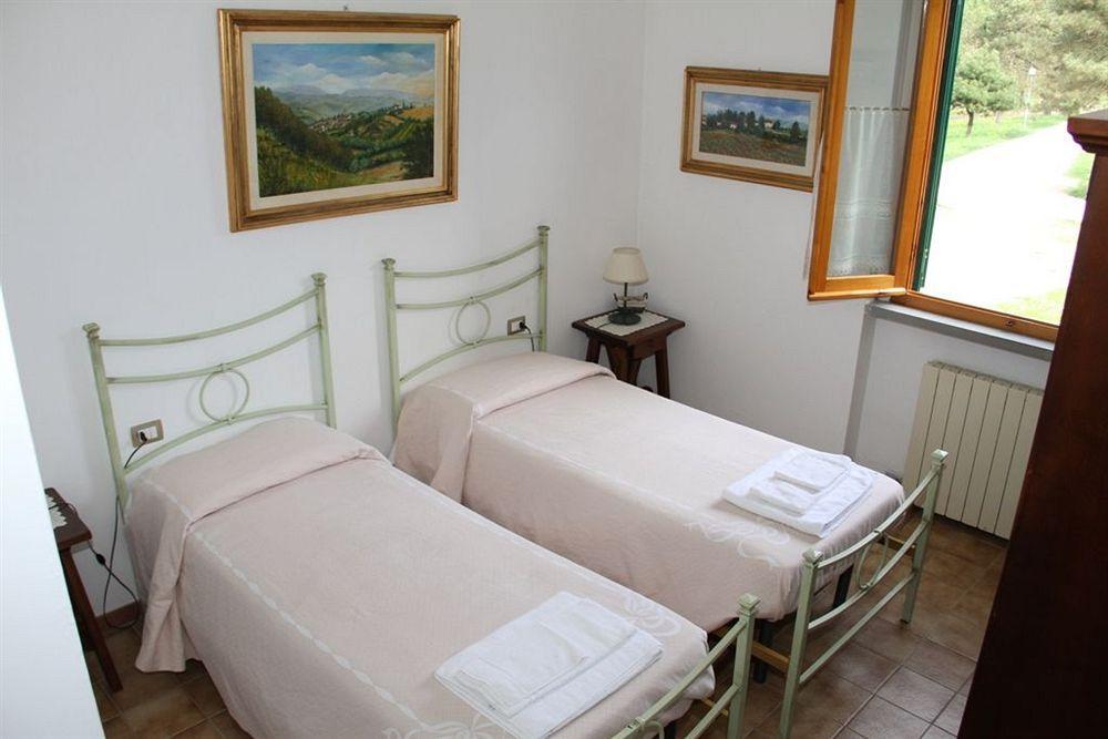 ヴィッキオ Residenza Di Campagna Montelleriゲストハウス エクステリア 写真